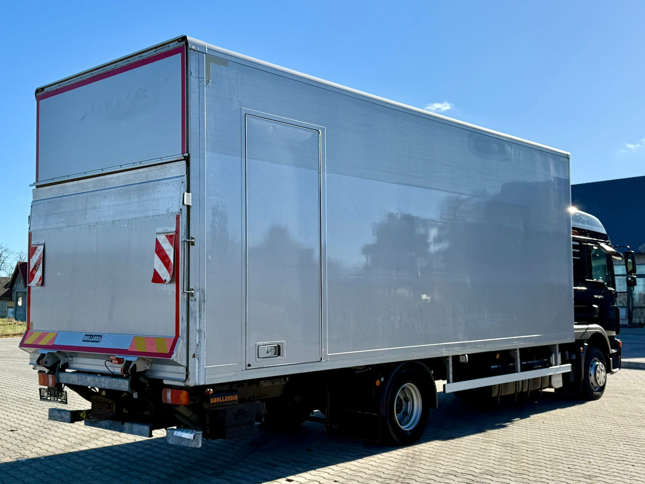 MAN TGM 12.290 / TGL / KONTENER / WINDA / 18 EUROPALET / SYPIALKA / - Камион фургон: снимка 3 MAN TGM 12.290 / TGL / KONTENER / WINDA / 18 EUROPALET / SYPIALKA / - Камион фургон: снимка 3