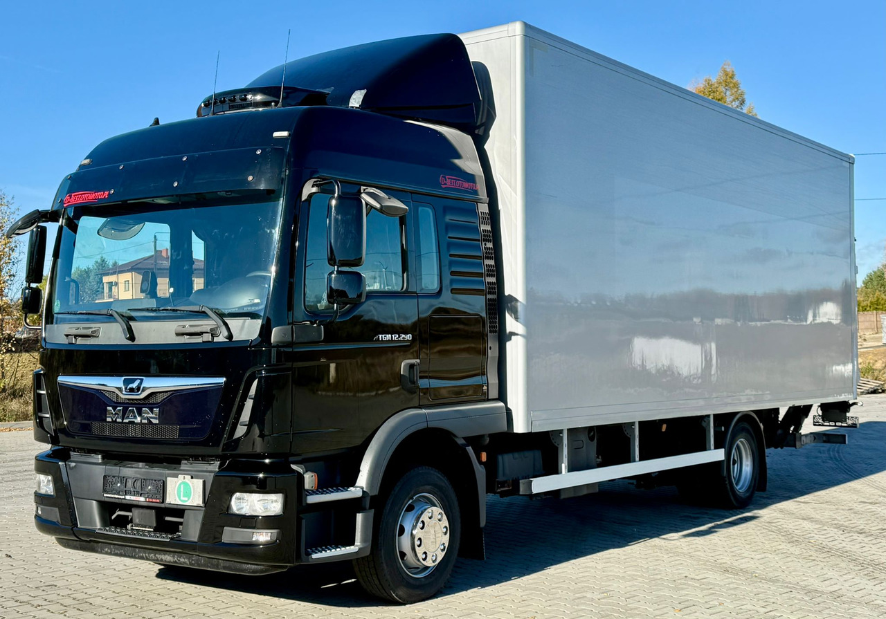MAN TGM 12.290 / TGL / KONTENER / WINDA / 18 EUROPALET / SYPIALKA / - Камион фургон: снимка 2 MAN TGM 12.290 / TGL / KONTENER / WINDA / 18 EUROPALET / SYPIALKA / - Камион фургон: снимка 2