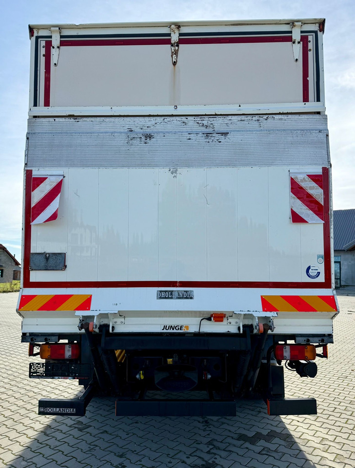 MAN TGM 18.290 / KONTENER / WINDA / 18 PALET / SYPIALKA / AUTOMAT / EURO 6 / 9 260 KG ŁADOWNOŚCI - Камион фургон: снимка 4 MAN TGM 18.290 / KONTENER / WINDA / 18 PALET / SYPIALKA / AUTOMAT / EURO 6 / 9 260 KG ŁADOWNOŚCI - Камион фургон: снимка 4