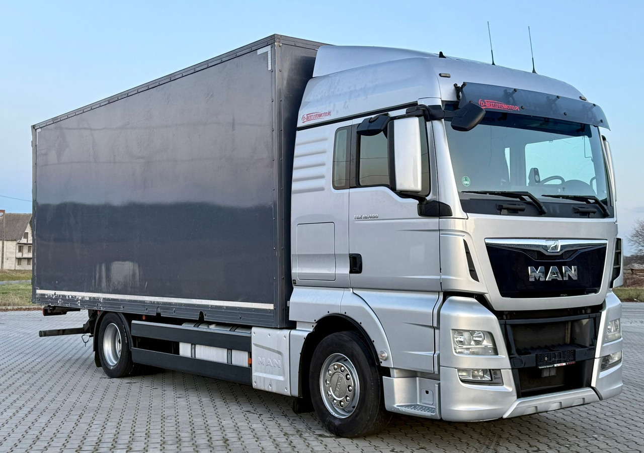 MAN TGX 18.400 / FIRANKA / KONTENER / NISKI PRZEBIEG / EURO 6 / AUTOMAT / SYPIALKA / 2016 ROK - Камион с брезент: снимка 1 MAN TGX 18.400 / FIRANKA / KONTENER / NISKI PRZEBIEG / EURO 6 / AUTOMAT / SYPIALKA / 2016 ROK - Камион с брезент: снимка 1