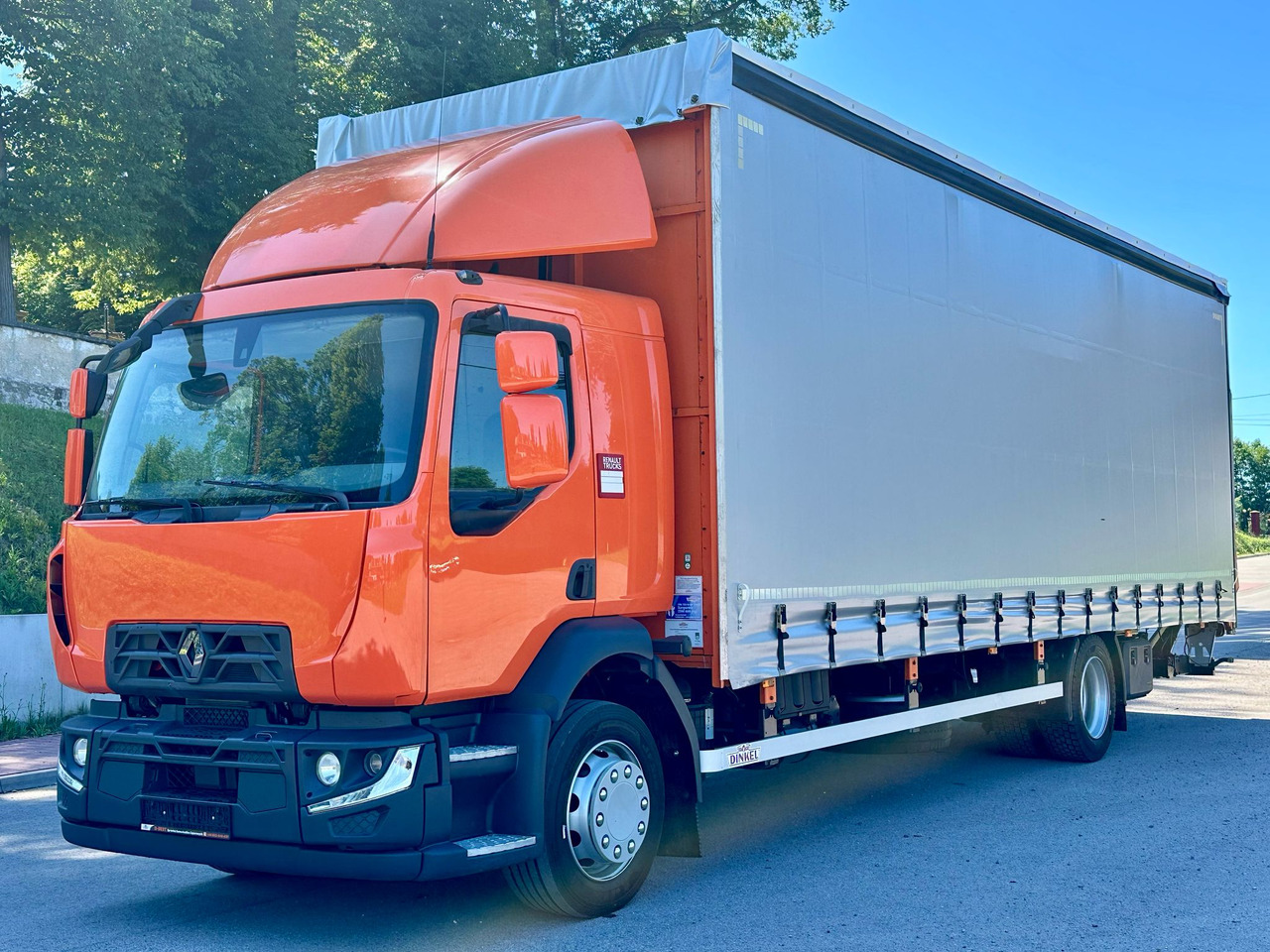 RENAULT D 18 / 280 / FIRANKA / WINDA / 8.6 M DŁUGOŚCI / 21 EUROPALET / NOWE OPONY / ŁADOWNOŚĆ 9.380 KG / AUTOMAT / SERWISOWANA / SPROWADZONA - Камион с брезент: снимка 2 RENAULT D 18 / 280 / FIRANKA / WINDA / 8.6 M DŁUGOŚCI / 21 EUROPALET / NOWE OPONY / ŁADOWNOŚĆ 9.380 KG / AUTOMAT / SERWISOWANA / SPROWADZONA - Камион с брезент: снимка 2