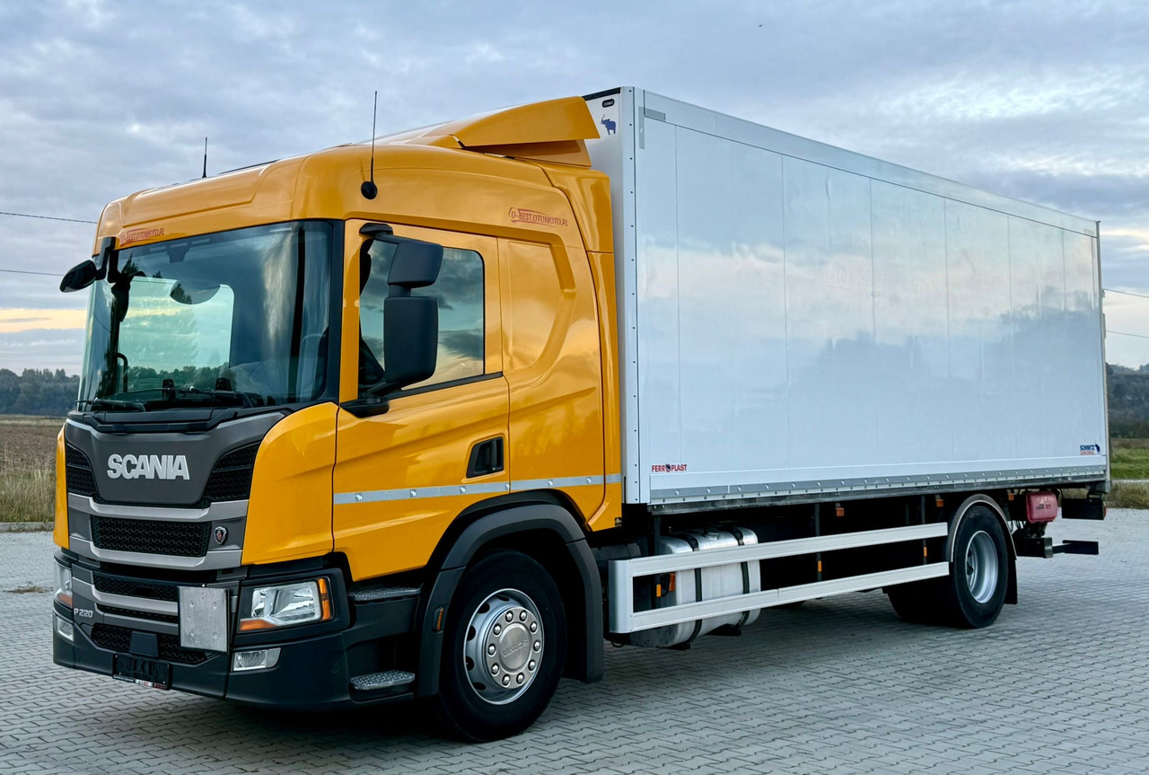 SCANIA P220 / IZOTERMA / WINDA / SCHMITZ / 18 PALET / SILNIK 6 / SYPIALKA / 2019 ROK / NISKI PRZEBIEG - Изотермичен камион: снимка 2 SCANIA P220 / IZOTERMA / WINDA / SCHMITZ / 18 PALET / SILNIK 6 / SYPIALKA / 2019 ROK / NISKI PRZEBIEG - Изотермичен камион: снимка 2