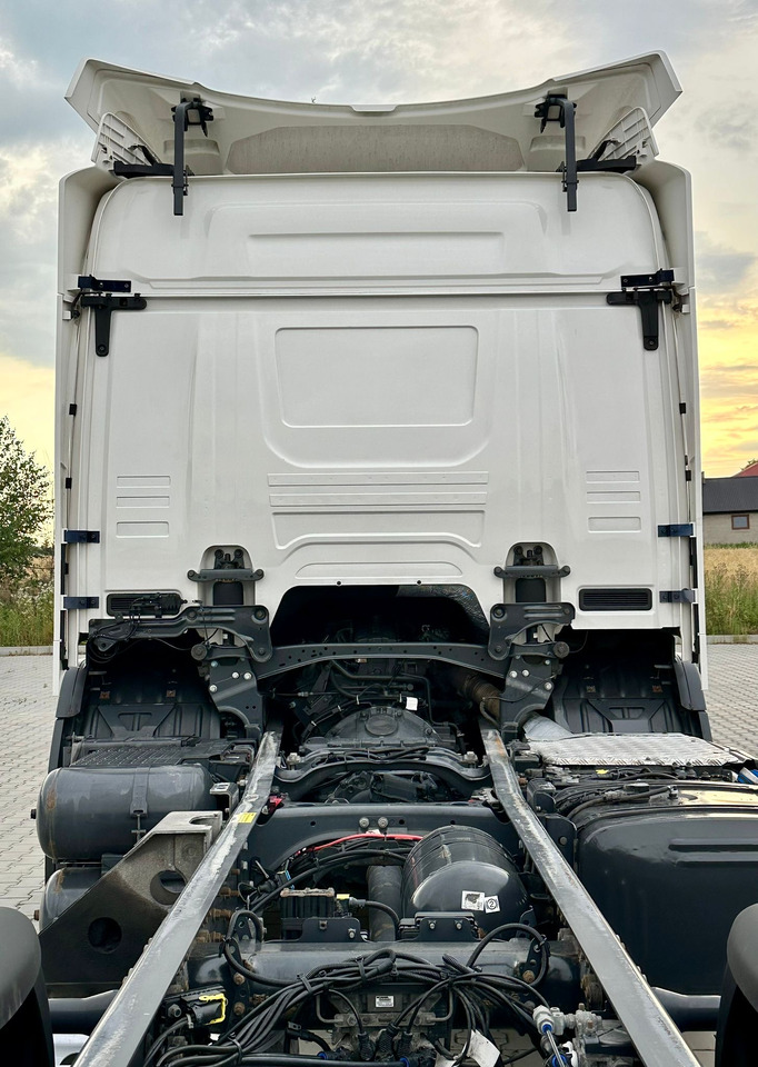 SCANIA P220 / RAMA DO ZABUDOWY / ROZSTAW OSI 3.90 M / SILNIK 6 / WYWROTKA / BECZKA / HAKOWIEC / UTRZYMANIE DRÓG / AUTOMAT / 2019 ROK / NISKI PRZEBIEG - Шаси кабина: снимка 5 SCANIA P220 / RAMA DO ZABUDOWY / ROZSTAW OSI 3.90 M / SILNIK 6 / WYWROTKA / BECZKA / HAKOWIEC / UTRZYMANIE DRÓG / AUTOMAT / 2019 ROK / NISKI PRZEBIEG - Шаси кабина: снимка 5