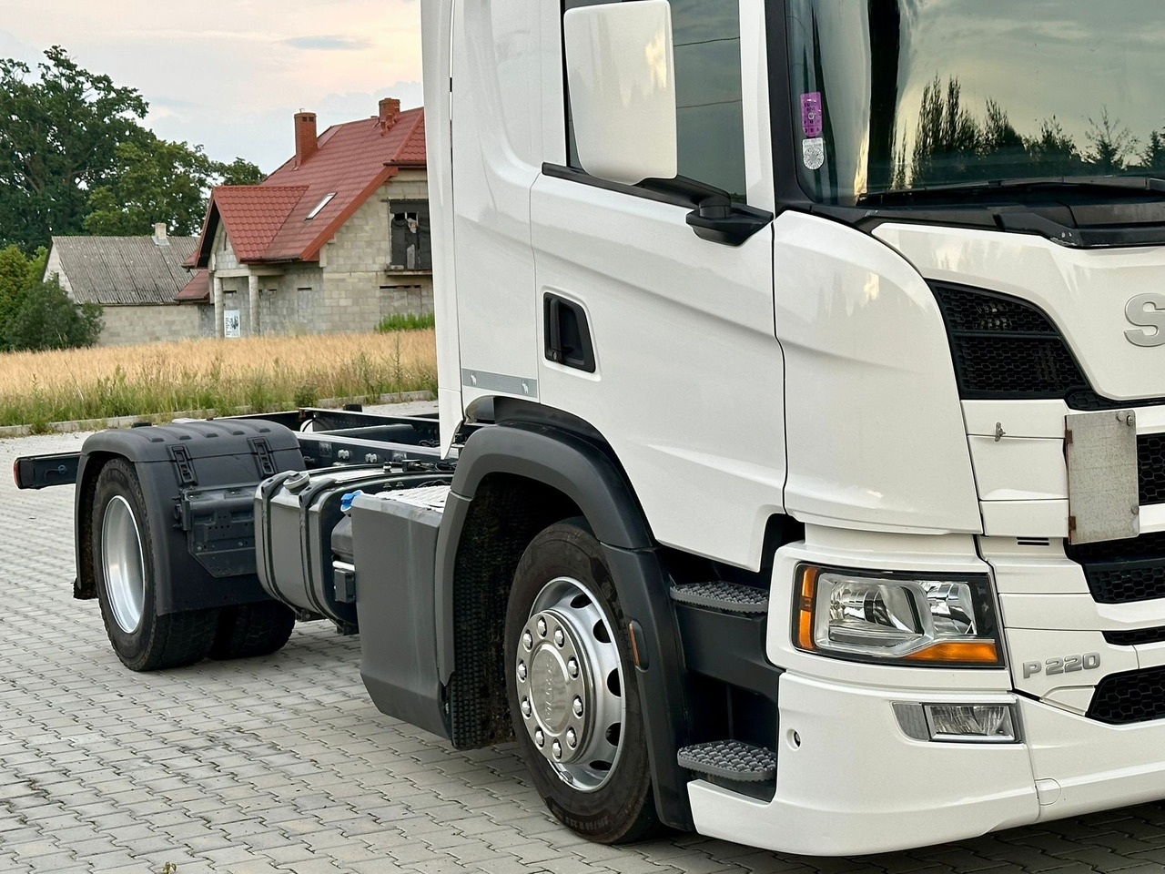 Лизинг на SCANIA P220 / RAMA DO ZABUDOWY / ROZSTAW OSI 3.90 M / SILNIK 6 / WYWROTKA / BECZKA / HAKOWIEC / UTRZYMANIE DRÓG / AUTOMAT / 2019 ROK / NISKI PRZEBIEG SCANIA P220 / RAMA DO ZABUDOWY / ROZSTAW OSI 3.90 M / SILNIK 6 / WYWROTKA / BECZKA / HAKOWIEC / UTRZYMANIE DRÓG / AUTOMAT / 2019 ROK / NISKI PRZEBIEG: снимка 14