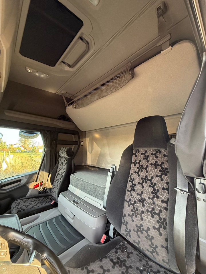 Камион с брезент SCANIA P280 / FIRANKA / 20 EUROPALET / 220 TYŚ KM / 2022 ROK / SYPIALKA: снимка 21