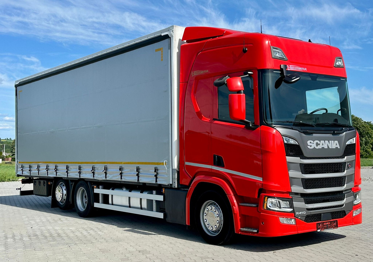 SCANIA R410 / FIRANKA / 21 EUROPALET / 8.5 M DŁUGOŚCI / 6x2 / PODWIESZA - Камион с брезент: снимка 1 SCANIA R410 / FIRANKA / 21 EUROPALET / 8.5 M DŁUGOŚCI / 6x2 / PODWIESZA - Камион с брезент: снимка 1