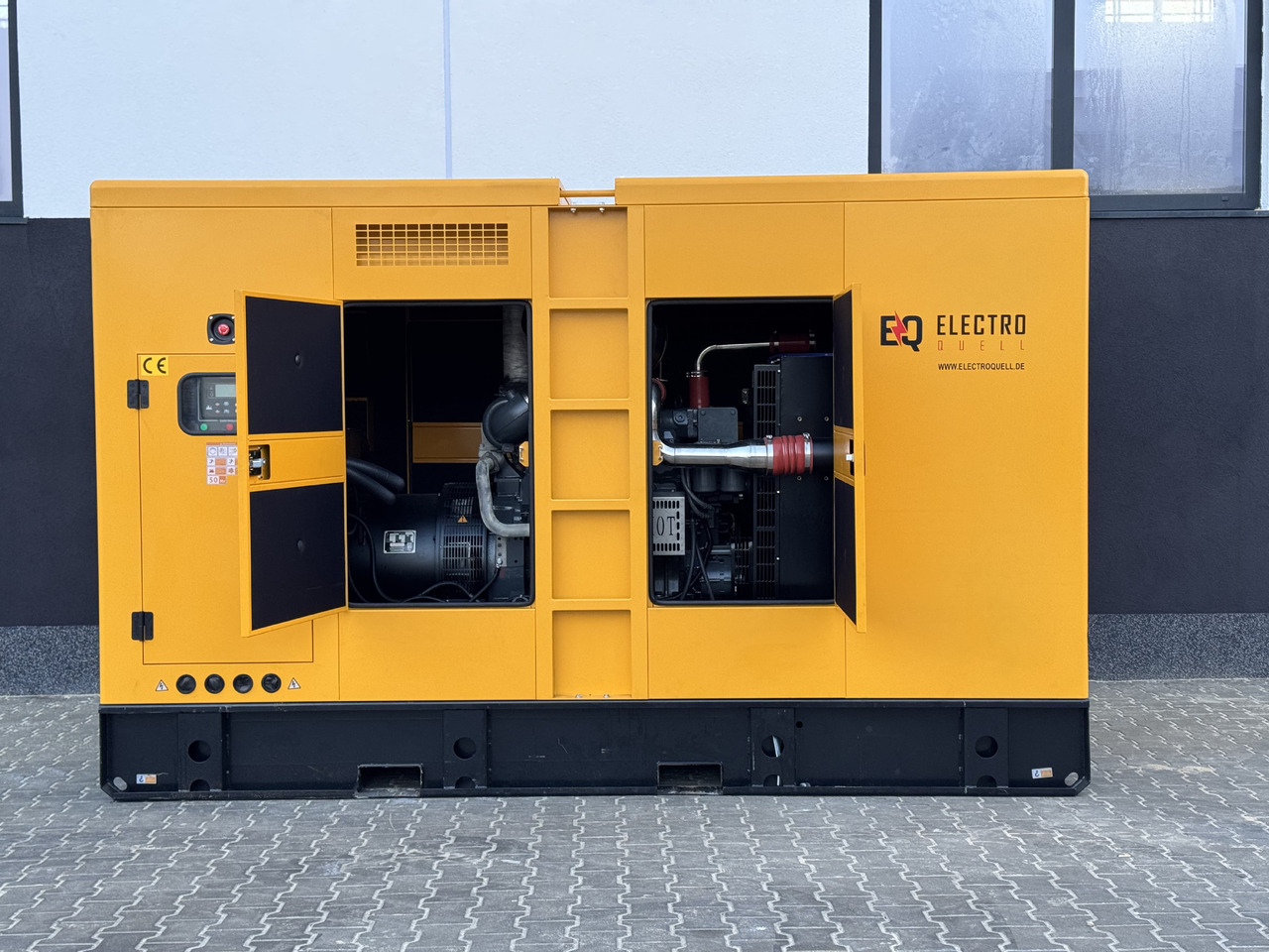 IVECO 250 kVA / 200 kW IN STOCK - Електрогенератор: снимка 4 IVECO 250 kVA / 200 kW IN STOCK - Електрогенератор: снимка 4