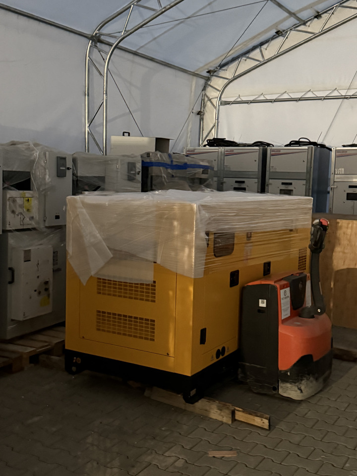 IVECO 80 kVA / 65 kW - Електрогенератор: снимка 5 IVECO 80 kVA / 65 kW - Електрогенератор: снимка 5