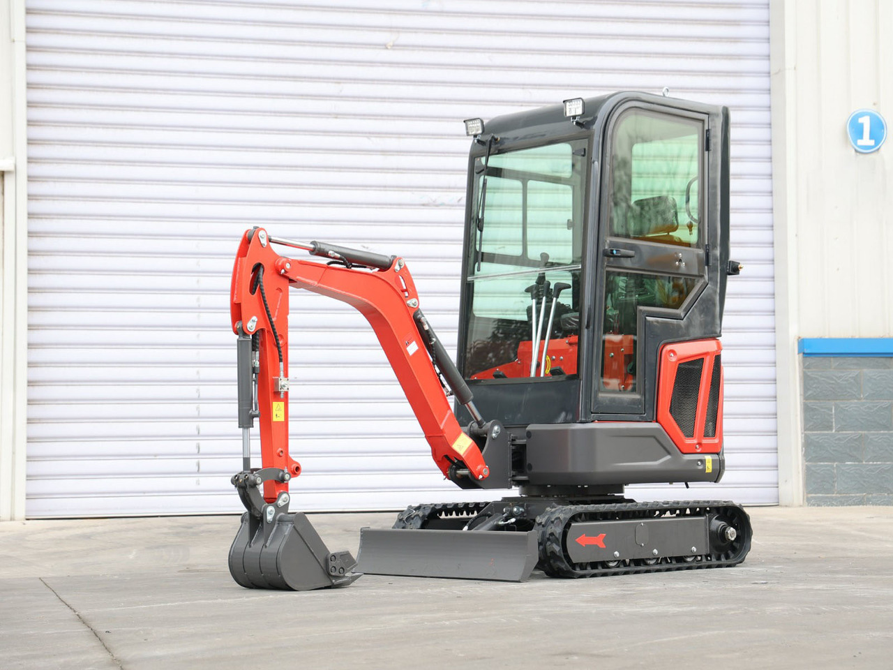 KUBOTA Diesel Mini excavator 1.6 Ton - Müller Machinery MB 16 - KSH - Мини багер: снимка 5 KUBOTA Diesel Mini excavator 1.6 Ton - Müller Machinery MB 16 - KSH - Мини багер: снимка 5