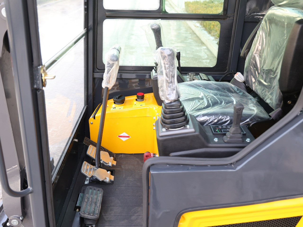 Нови Мини багер KUBOTA Diesel Mini excavator 2 Ton - Müller Machinery MB 20 - KSH: снимка 6 Нови Мини багер KUBOTA Diesel Mini excavator 2 Ton - Müller Machinery MB 20 - KSH: снимка 6