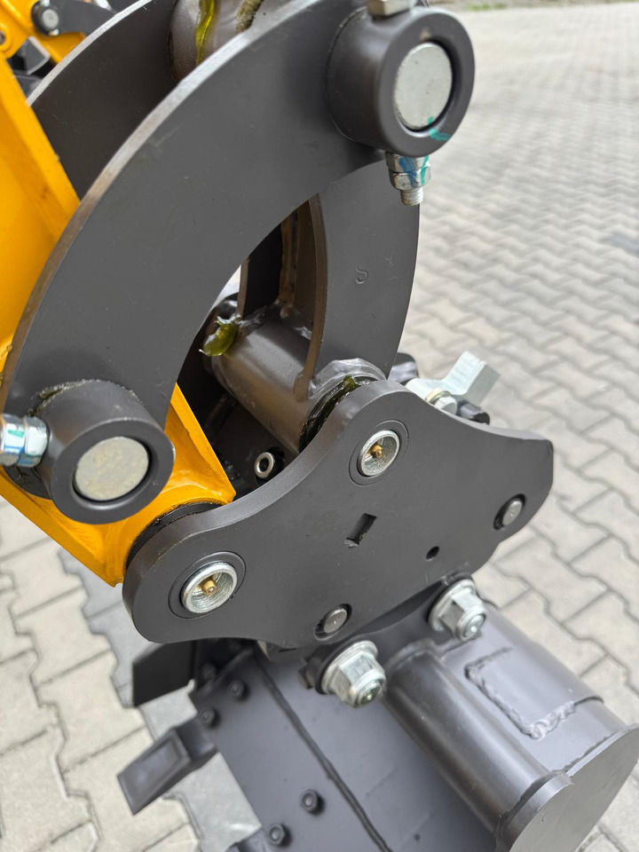 Нови Мини багер Müller Machinery Diesel Mini excavator 1.2 Tons - Müller Machinery MB 12 - SH: снимка 14