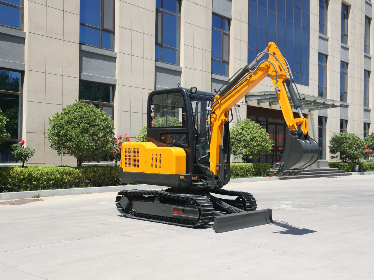 Müller Machinery Diesel Mini excavator 4 ton - Müller Machinery MB 40 - VKSH Xinchai 4D32 Series Motor - Мини багер: снимка 3 Müller Machinery Diesel Mini excavator 4 ton - Müller Machinery MB 40 - VKSH Xinchai 4D32 Series Motor - Мини багер: снимка 3