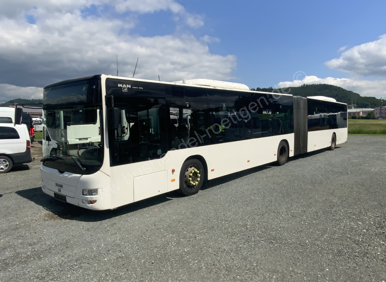 MAN A 23 Lion´s City - Съчленен автобус: снимка 2 MAN A 23 Lion´s City - Съчленен автобус: снимка 2