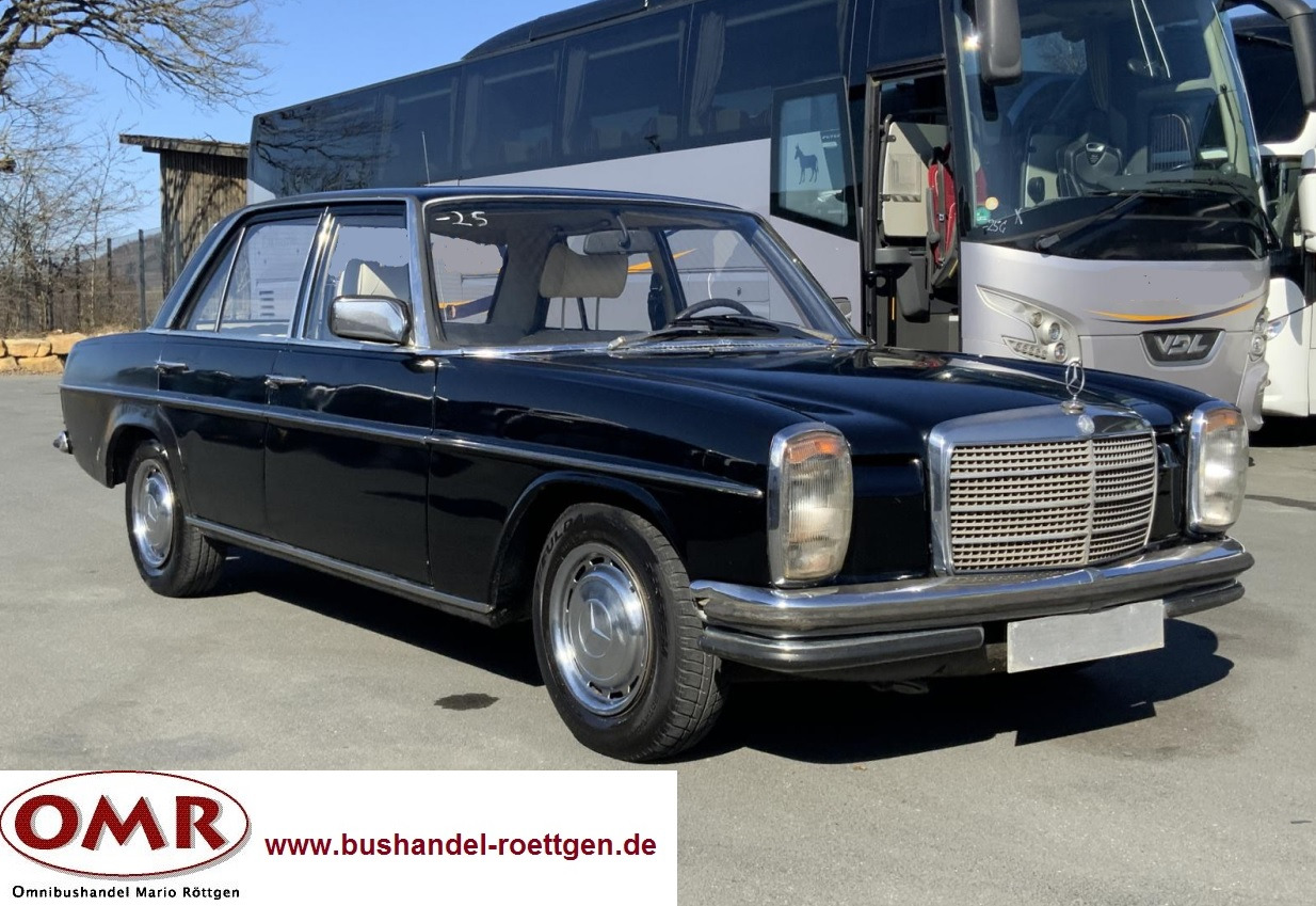 Mercedes-Benz 200 D/8 - Лек автомобил: снимка 1 Mercedes-Benz 200 D/8 - Лек автомобил: снимка 1