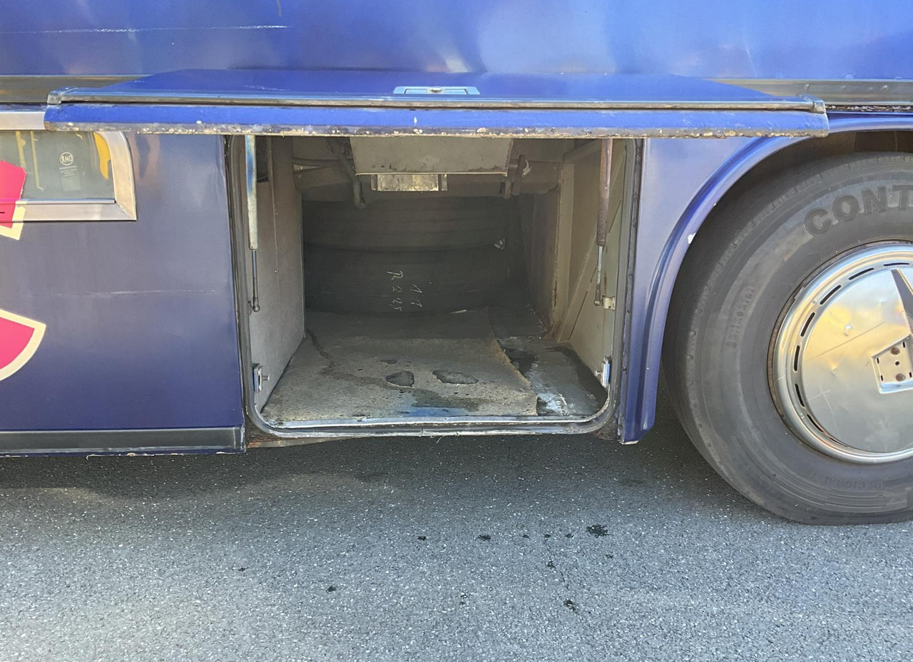 Туристически автобус Neoplan N 212: снимка 6