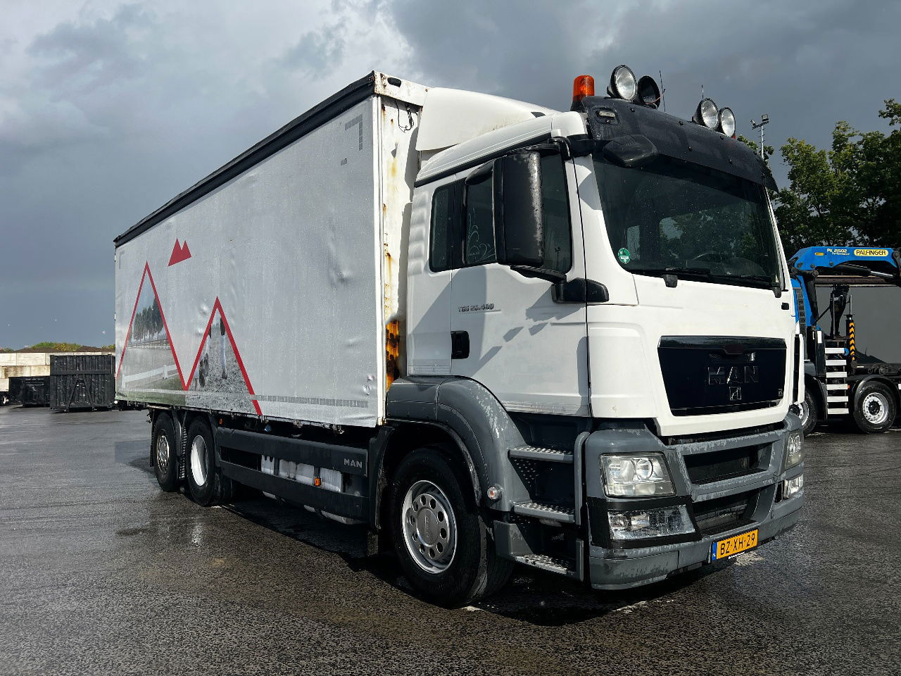 MAN TGS 26.400 6x2, Euro 5 - Камион с брезент: снимка 2 MAN TGS 26.400 6x2, Euro 5 - Камион с брезент: снимка 2