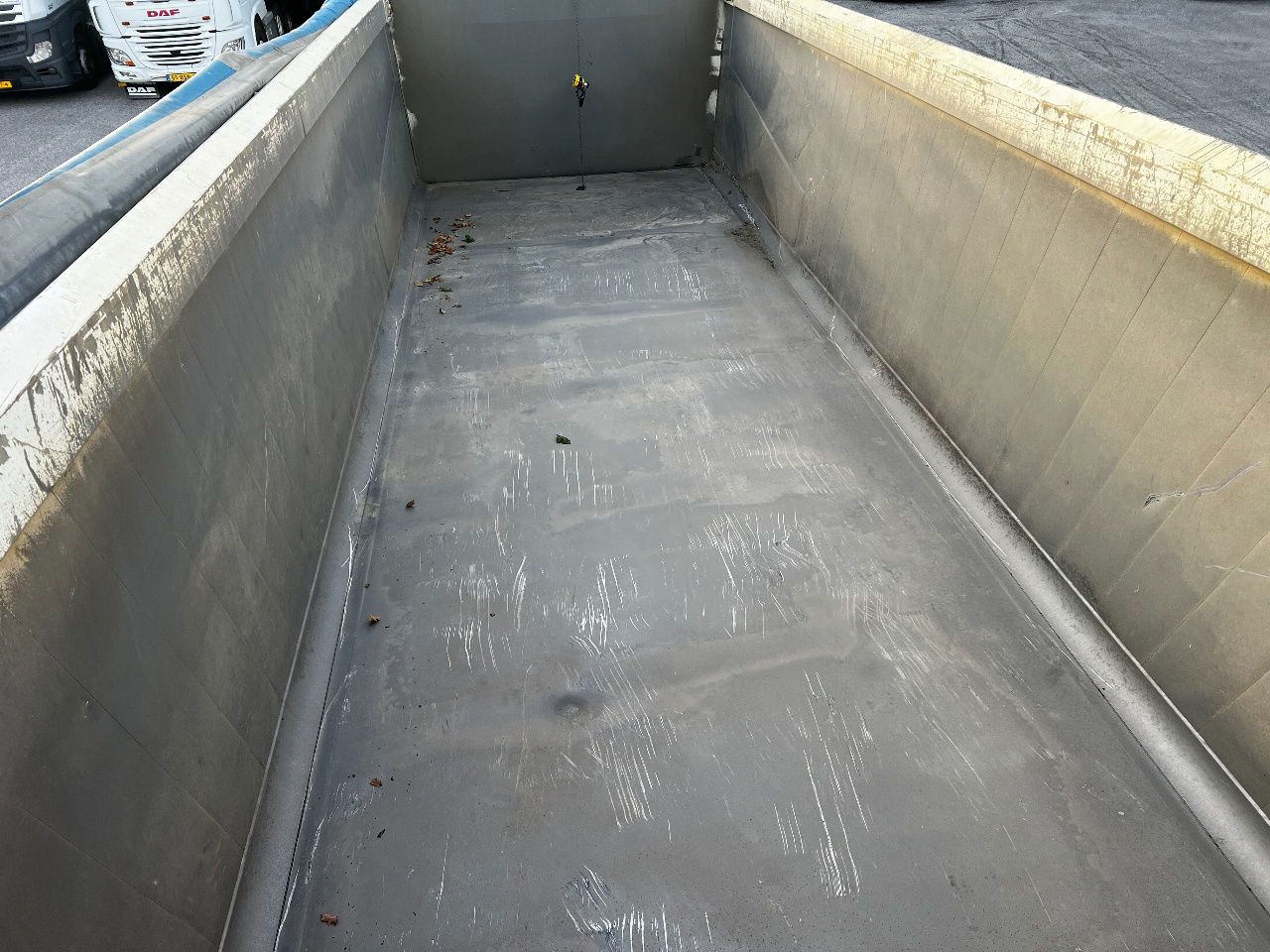 Самосвал полуремарке Schmitz Cargobull Gotha 27m3, SAF, ALU: снимка 9 Самосвал полуремарке Schmitz Cargobull Gotha 27m3, SAF, ALU: снимка 9