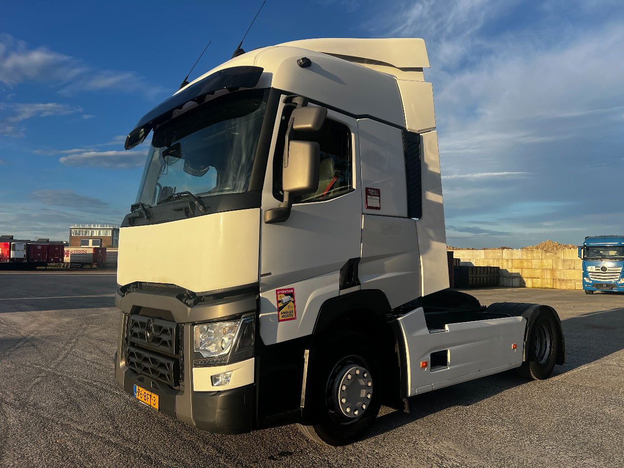Renault T380 EUro 6, Full spoilers - Влекач: снимка 1 Renault T380 EUro 6, Full spoilers - Влекач: снимка 1