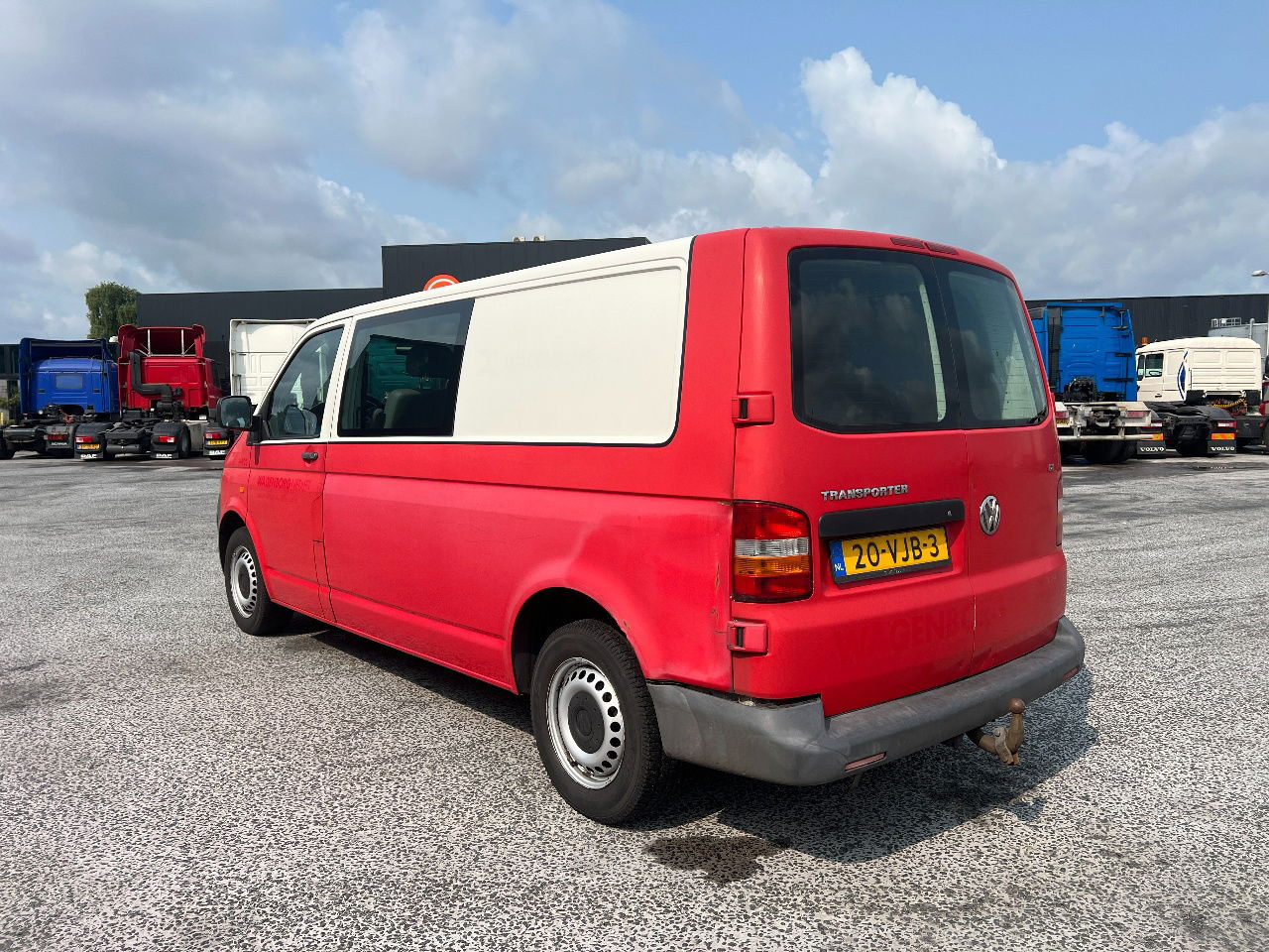 Volkswagen Transporter 2.5 TDI, Klima - Малък ван: снимка 4 Volkswagen Transporter 2.5 TDI, Klima - Малък ван: снимка 4