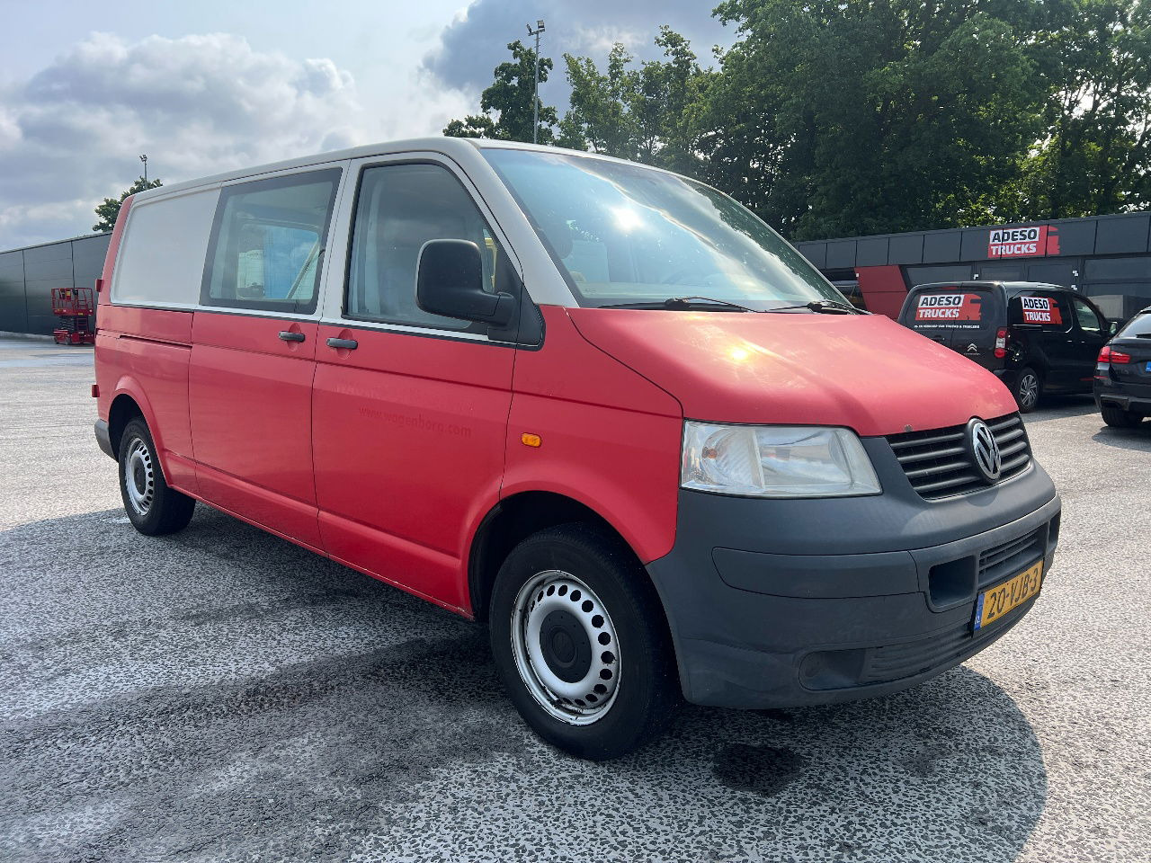 Volkswagen Transporter 2.5 TDI, Klima - Малък ван: снимка 2 Volkswagen Transporter 2.5 TDI, Klima - Малък ван: снимка 2