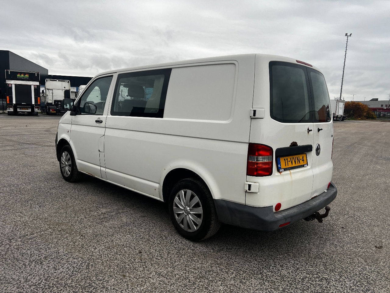 Volkswagen Transporter 2.5 tdi, 96kw, dubbele cabine - Малък ван: снимка 4 Volkswagen Transporter 2.5 tdi, 96kw, dubbele cabine - Малък ван: снимка 4