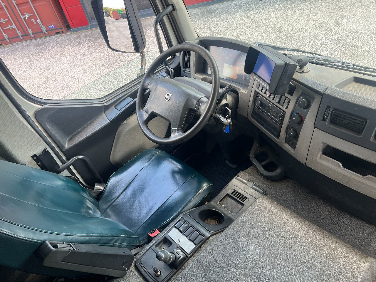 Камион с брезент Volvo FE 250 Euro 6, 19T: снимка 15