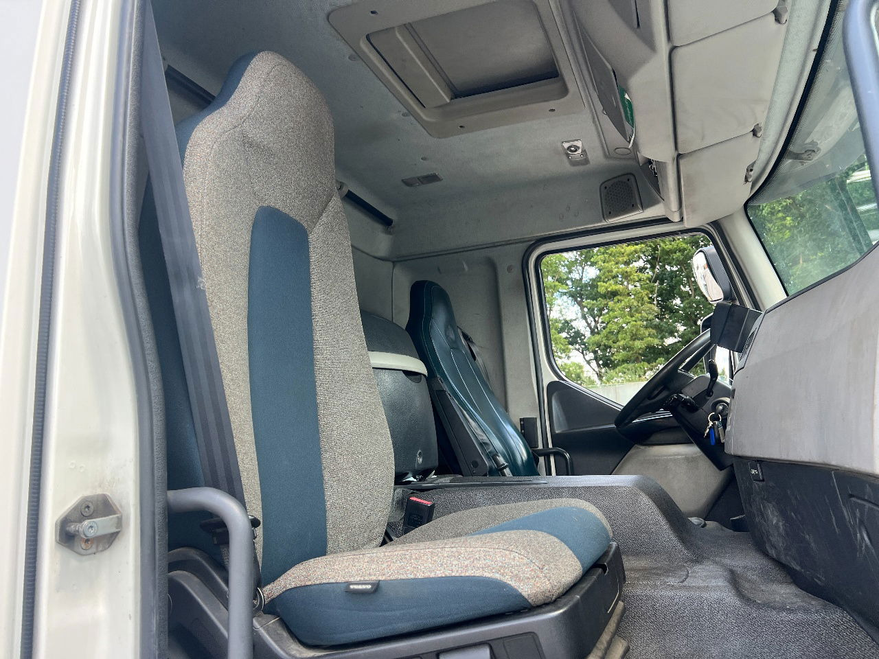 Камион с брезент Volvo FE 250 Euro 6, 19T: снимка 14