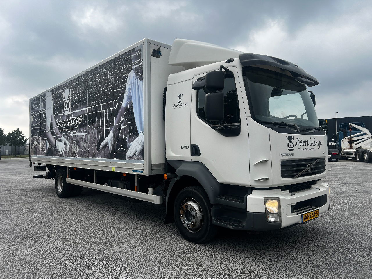 Volvo FL 12.240 Euro 5, NL truck - Камион фургон: снимка 2 Volvo FL 12.240 Euro 5, NL truck - Камион фургон: снимка 2