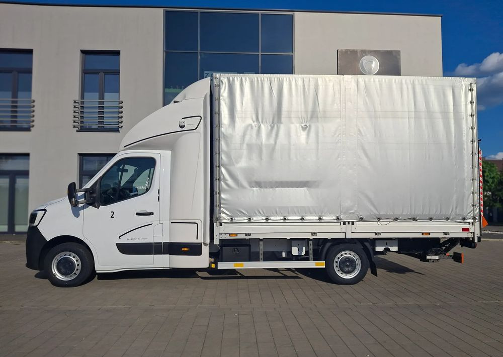 Брезентов бус Renault Master: снимка 11