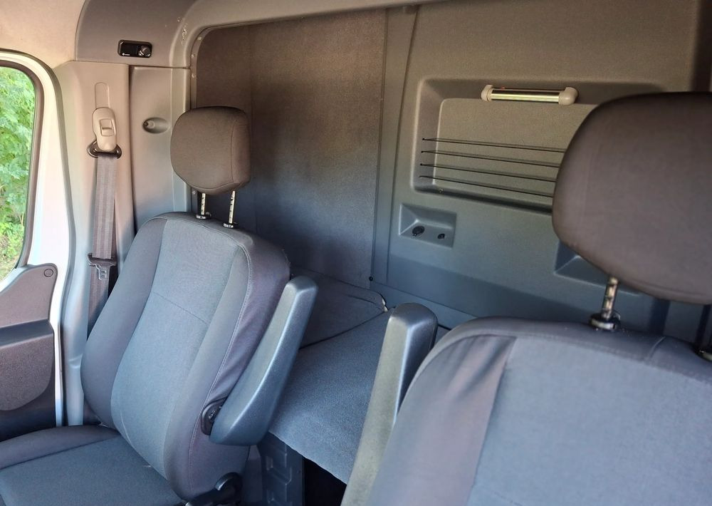 Брезентов бус Renault Master: снимка 15