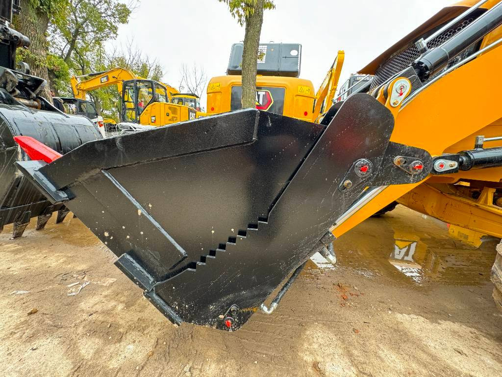 CAT 100% new CAT 420 F - Багер-товарач: снимка 2 CAT 100% new CAT 420 F - Багер-товарач: снимка 2