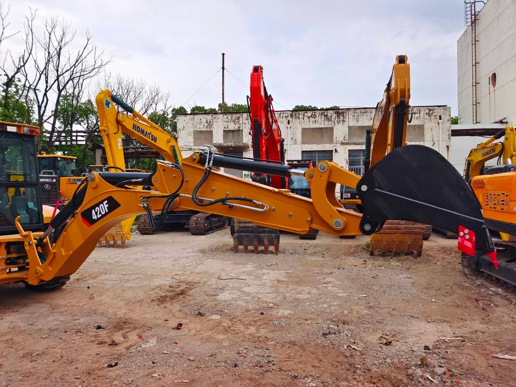 CAT 100% new caterpillar 420 F - Багер-товарач: снимка 3 CAT 100% new caterpillar 420 F - Багер-товарач: снимка 3