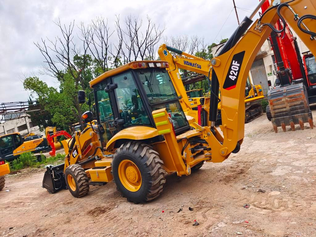 CAT 100% new caterpillar 420 F - Багер-товарач: снимка 2 CAT 100% new caterpillar 420 F - Багер-товарач: снимка 2