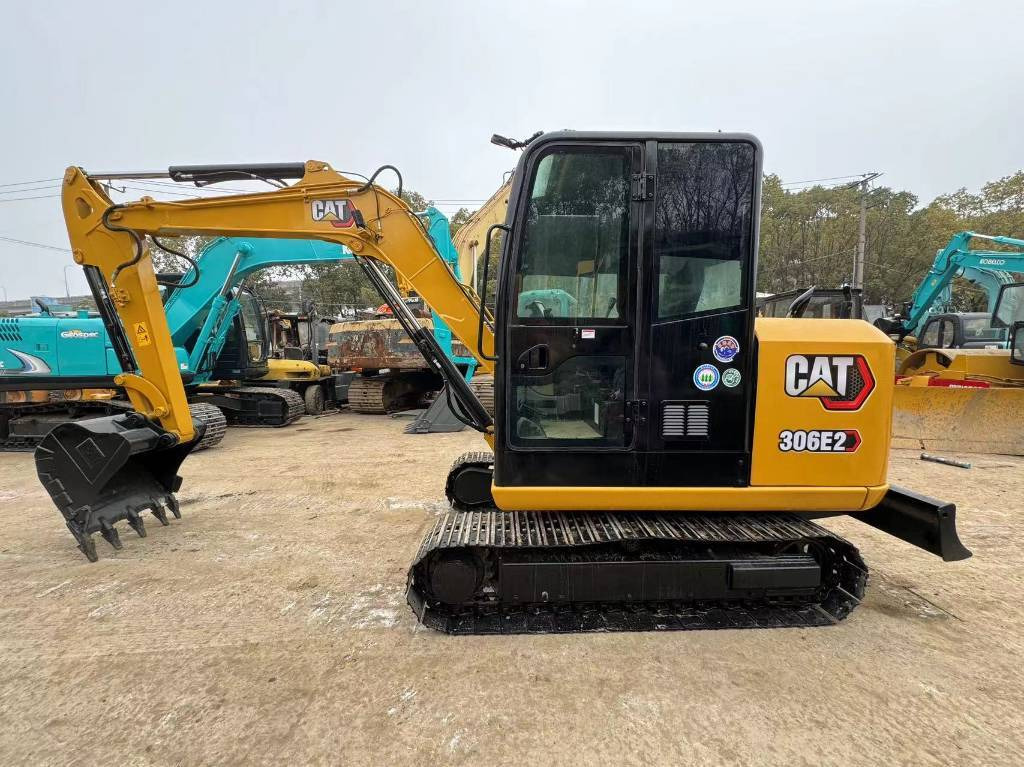 CAT 306E - Мини багер: снимка 1 CAT 306E - Мини багер: снимка 1