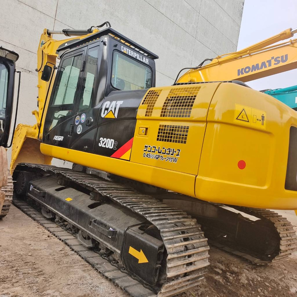 CAT 320 D 2 - Верижен багер: снимка 1 CAT 320 D 2 - Верижен багер: снимка 1