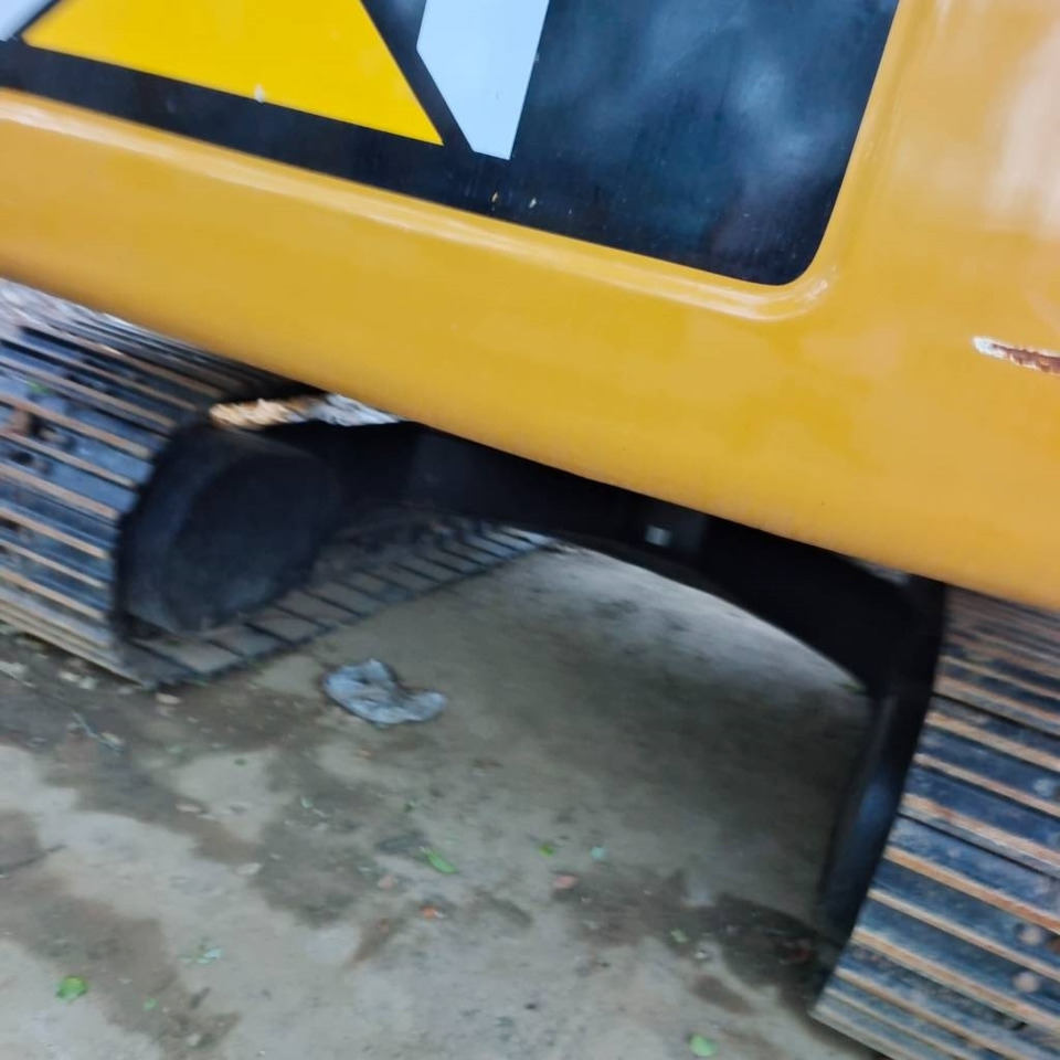 CAT 320 D - Верижен багер: снимка 5 CAT 320 D - Верижен багер: снимка 5