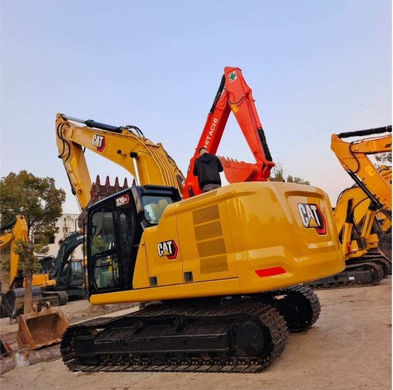 CAT 320 GC - Верижен багер: снимка 2 CAT 320 GC - Верижен багер: снимка 2