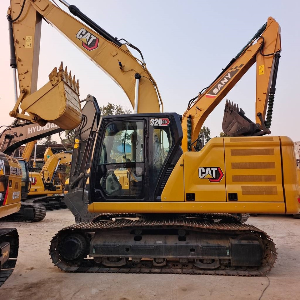 CAT 320 GC - Верижен багер: снимка 5 CAT 320 GC - Верижен багер: снимка 5