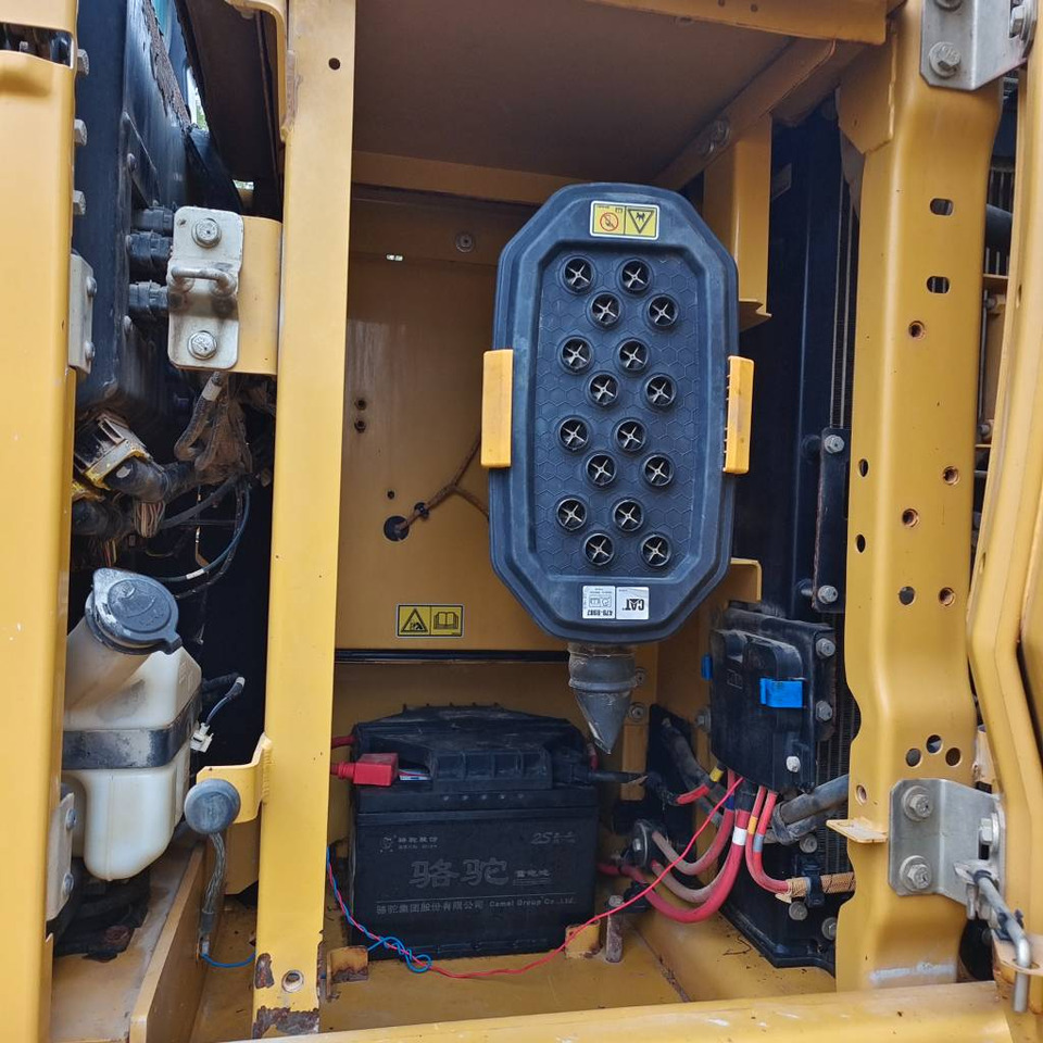 CAT 320GC - Верижен багер: снимка 3 CAT 320GC - Верижен багер: снимка 3