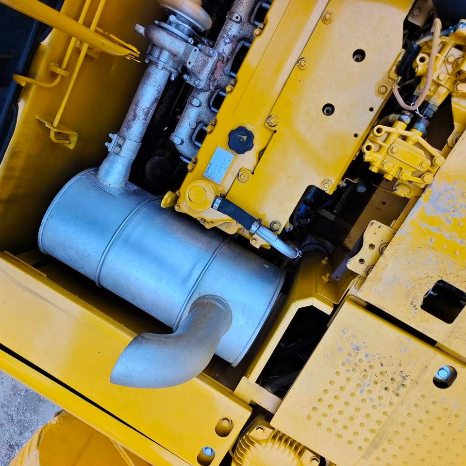 CAT 323 D - Верижен багер: снимка 5 CAT 323 D - Верижен багер: снимка 5