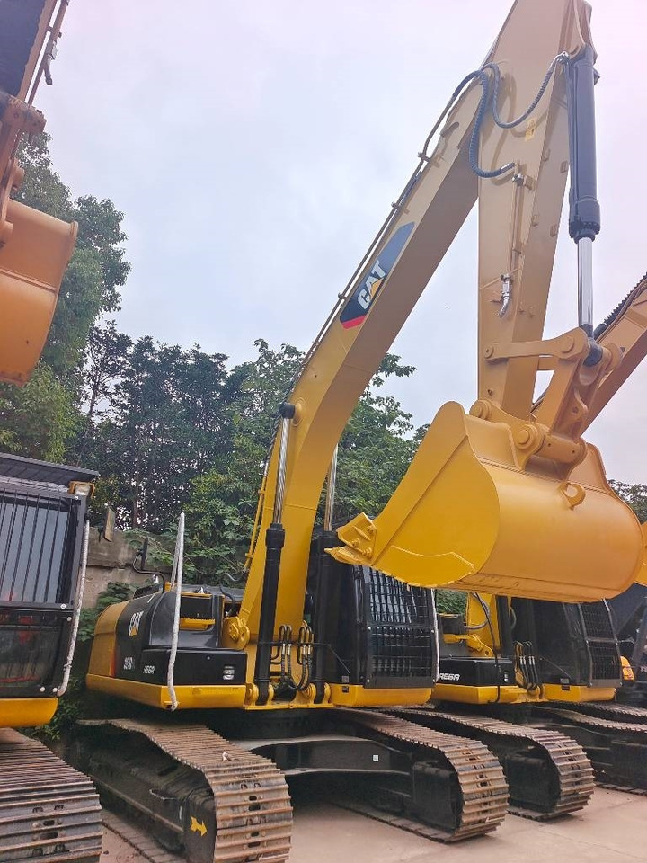 CAT 324 D - Верижен багер: снимка 3 CAT 324 D - Верижен багер: снимка 3