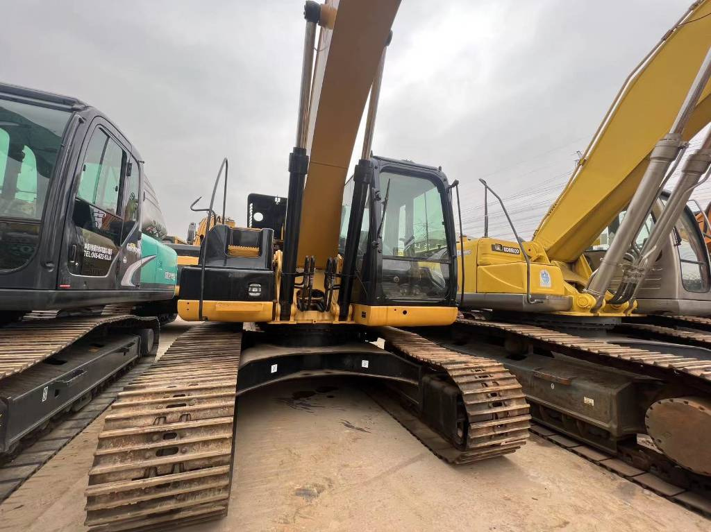 CAT 325 B L - Верижен багер: снимка 4 CAT 325 B L - Верижен багер: снимка 4