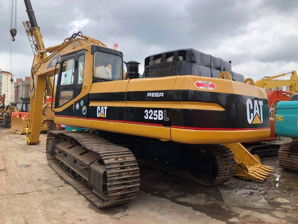 CAT 330 B L - Верижен багер: снимка 1 CAT 330 B L - Верижен багер: снимка 1
