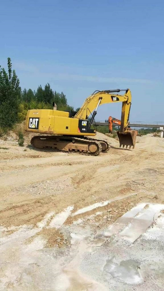 CAT 349 D - Верижен багер: снимка 2 CAT 349 D - Верижен багер: снимка 2