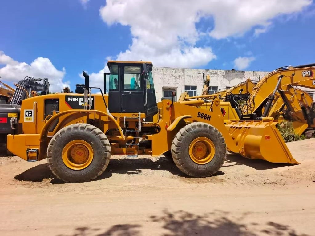 CAT 966 H - Колесен товарач: снимка 3 CAT 966 H - Колесен товарач: снимка 3