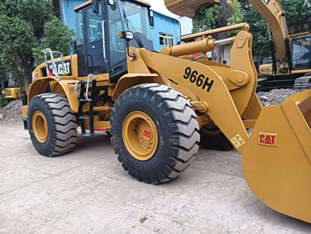 CAT 966 H - Колесен товарач: снимка 1 CAT 966 H - Колесен товарач: снимка 1