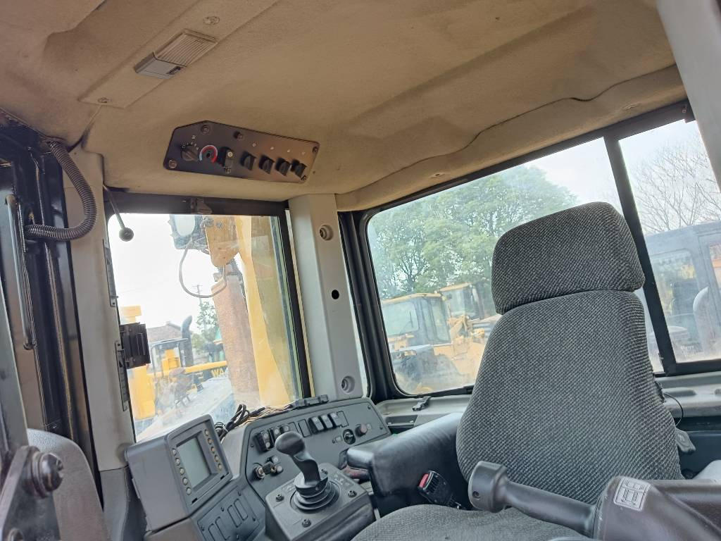 CAT D 8 T - Булдозер: снимка 4 CAT D 8 T - Булдозер: снимка 4