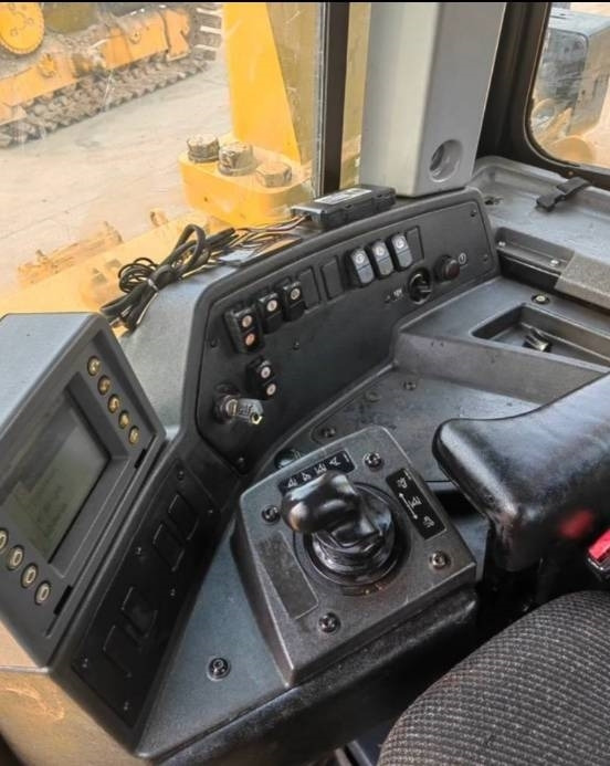 CAT D 8 T - Булдозер: снимка 4 CAT D 8 T - Булдозер: снимка 4