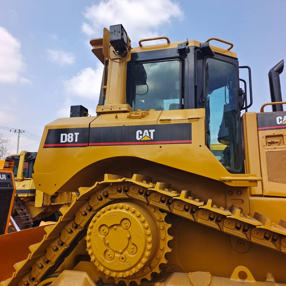 CAT D 8 T - Булдозер: снимка 1 CAT D 8 T - Булдозер: снимка 1