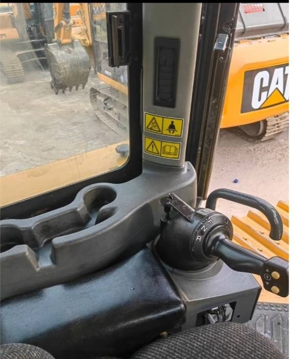 CAT D 8 T - Булдозер: снимка 3 CAT D 8 T - Булдозер: снимка 3